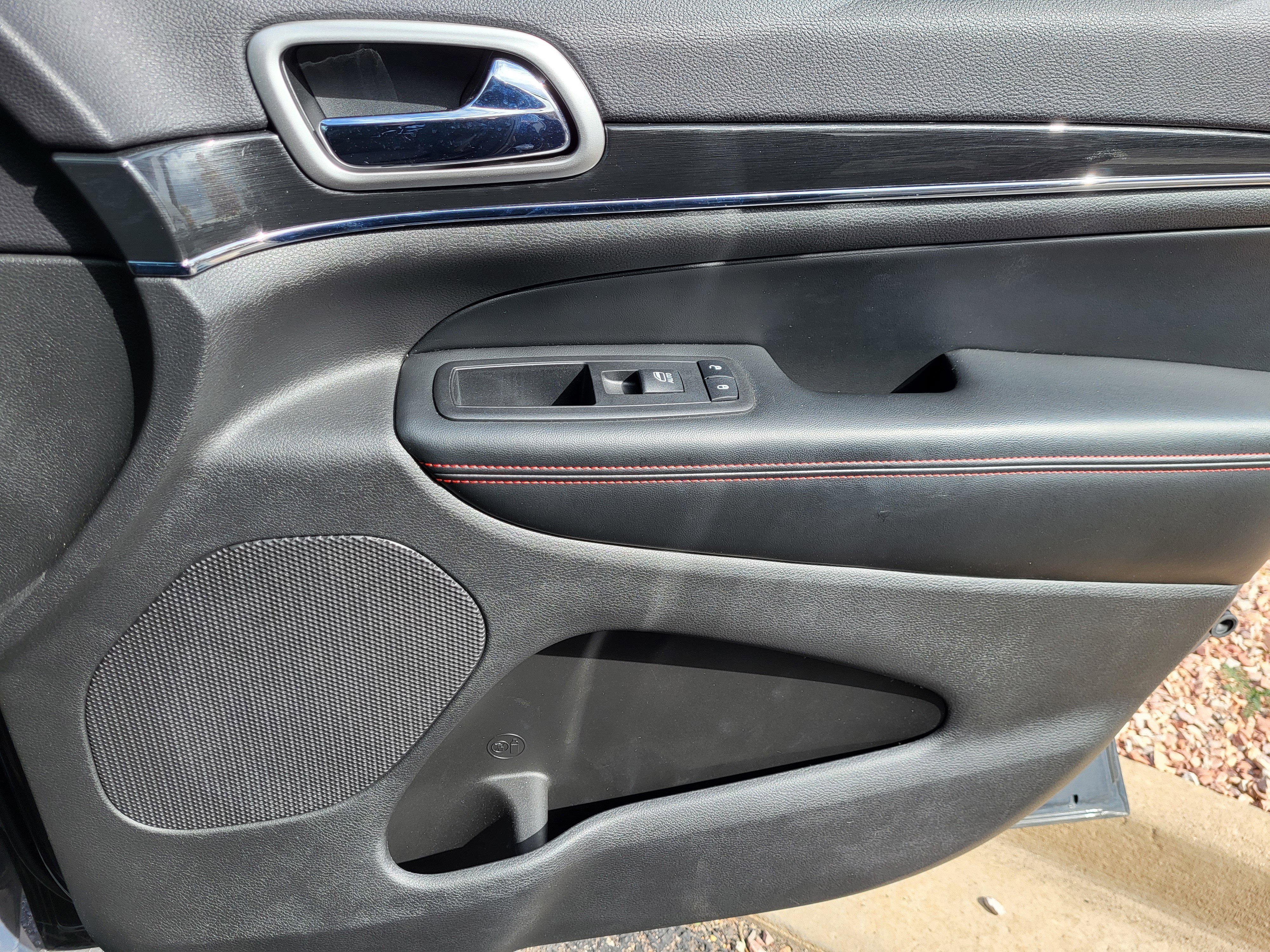 Used 2018 Jeep Grand Cherokee Trailhawk image 18