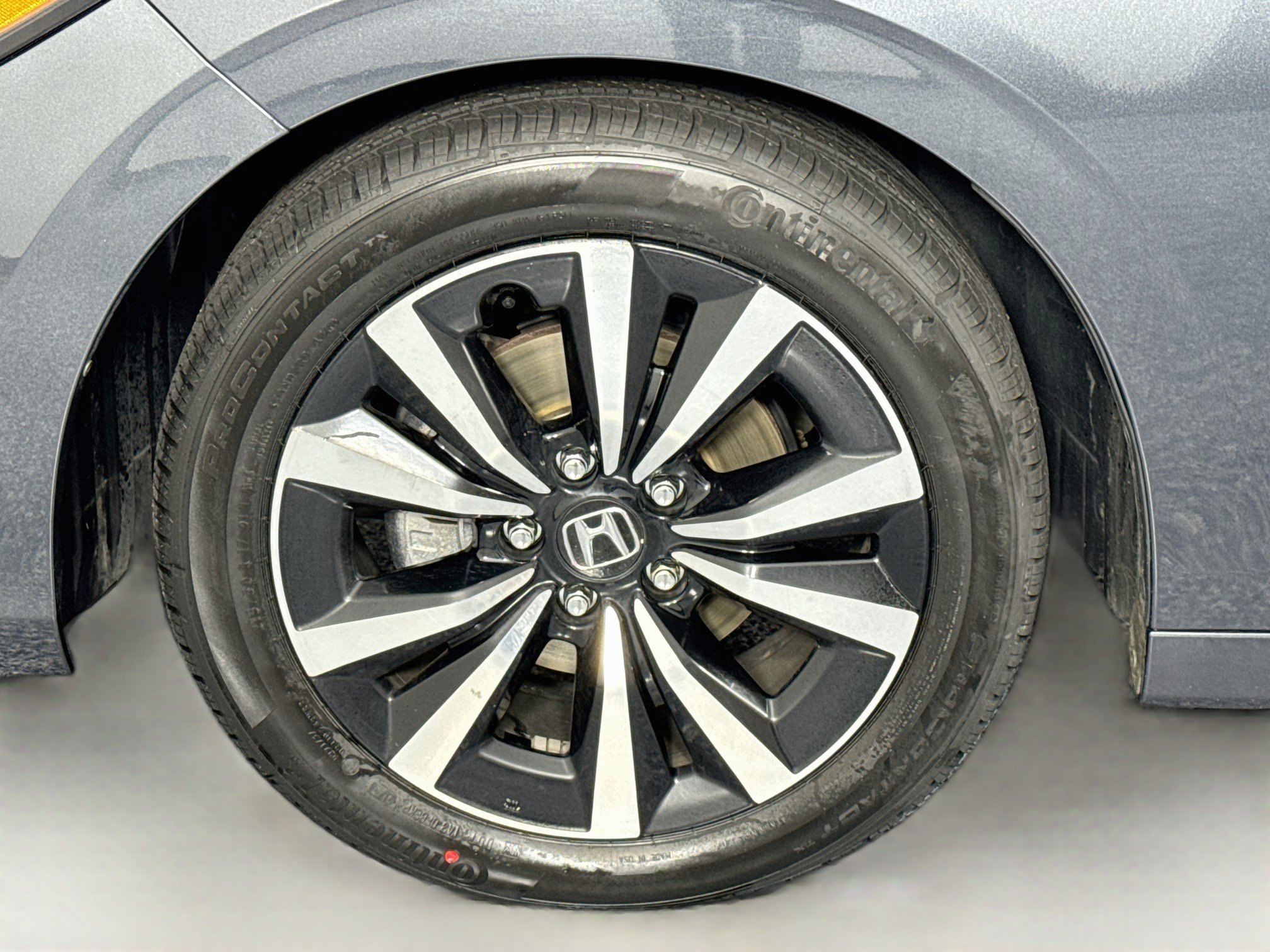 Certified 2023 Honda Civic EX-L image 30
