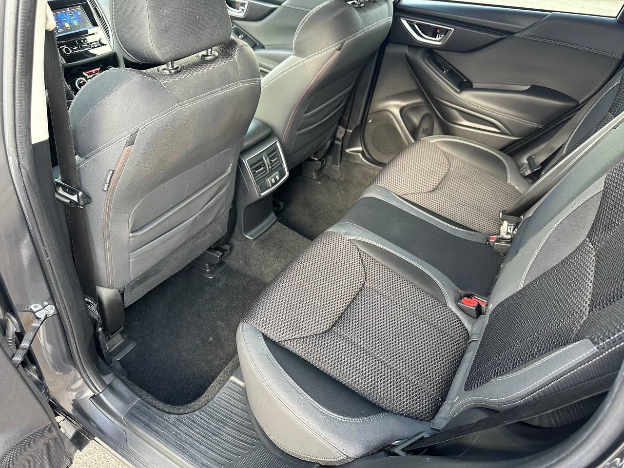Used 2020 Subaru Forester Premium AWD/4WD image 23