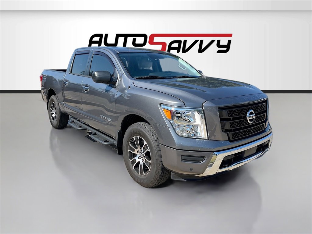 Used 2021 Nissan Titan SV w/ SV Convenience Package image 1