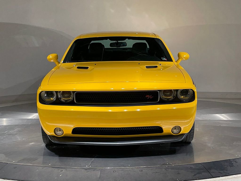 Used 2012 Dodge Challenger R/T RWD image 3