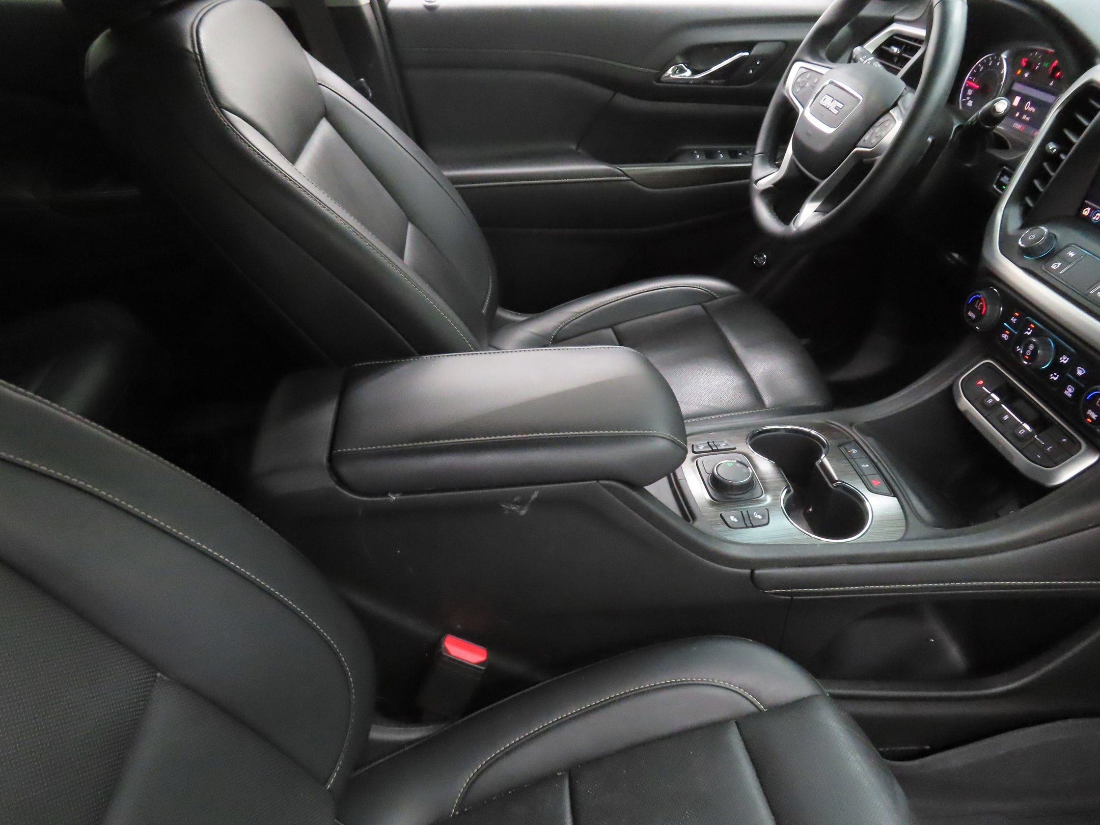 Used 2023 GMC Acadia SLT w/ Elevation Edition FWD image 26