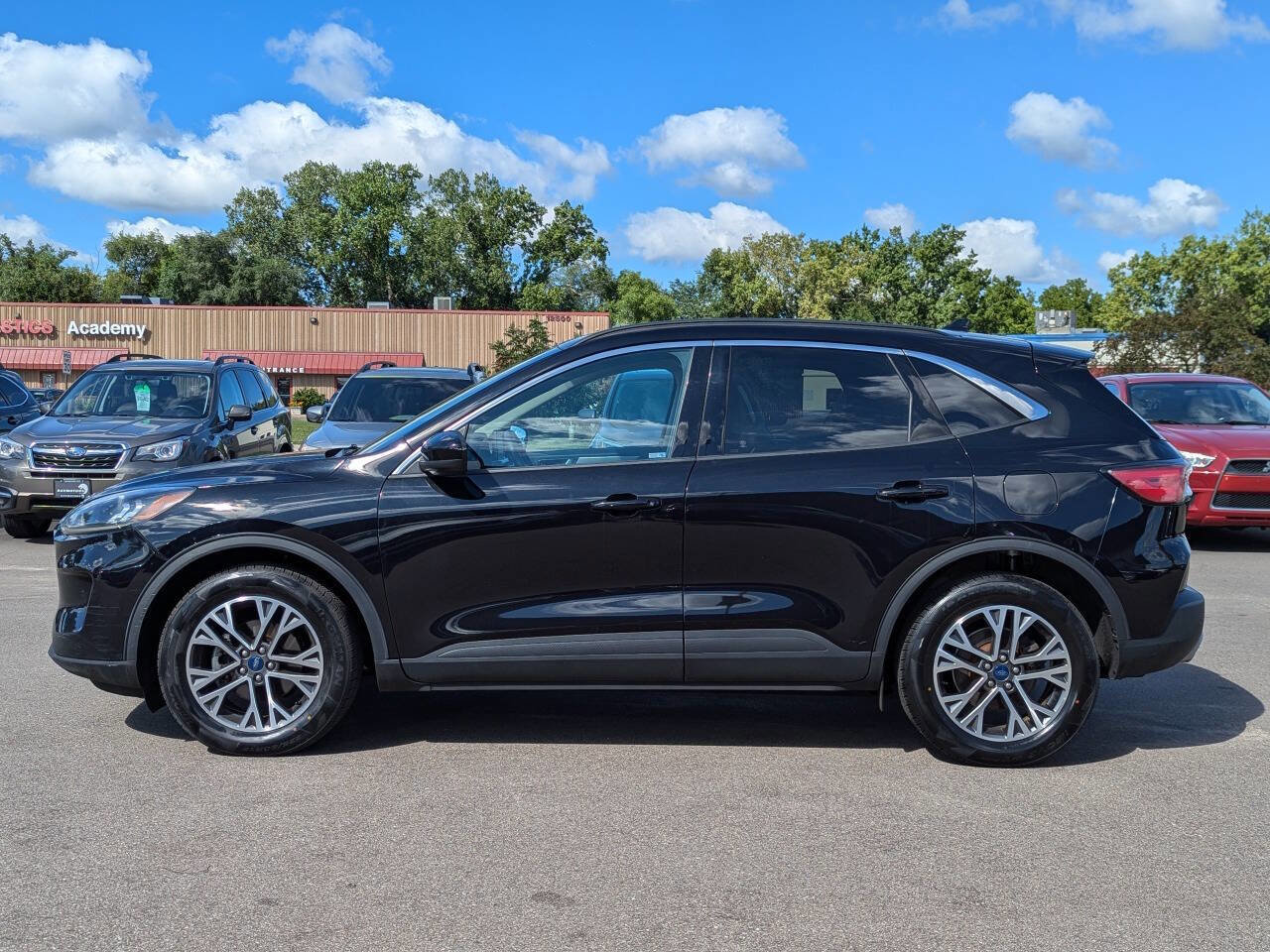 Used 2020 Ford Escape SEL image 10