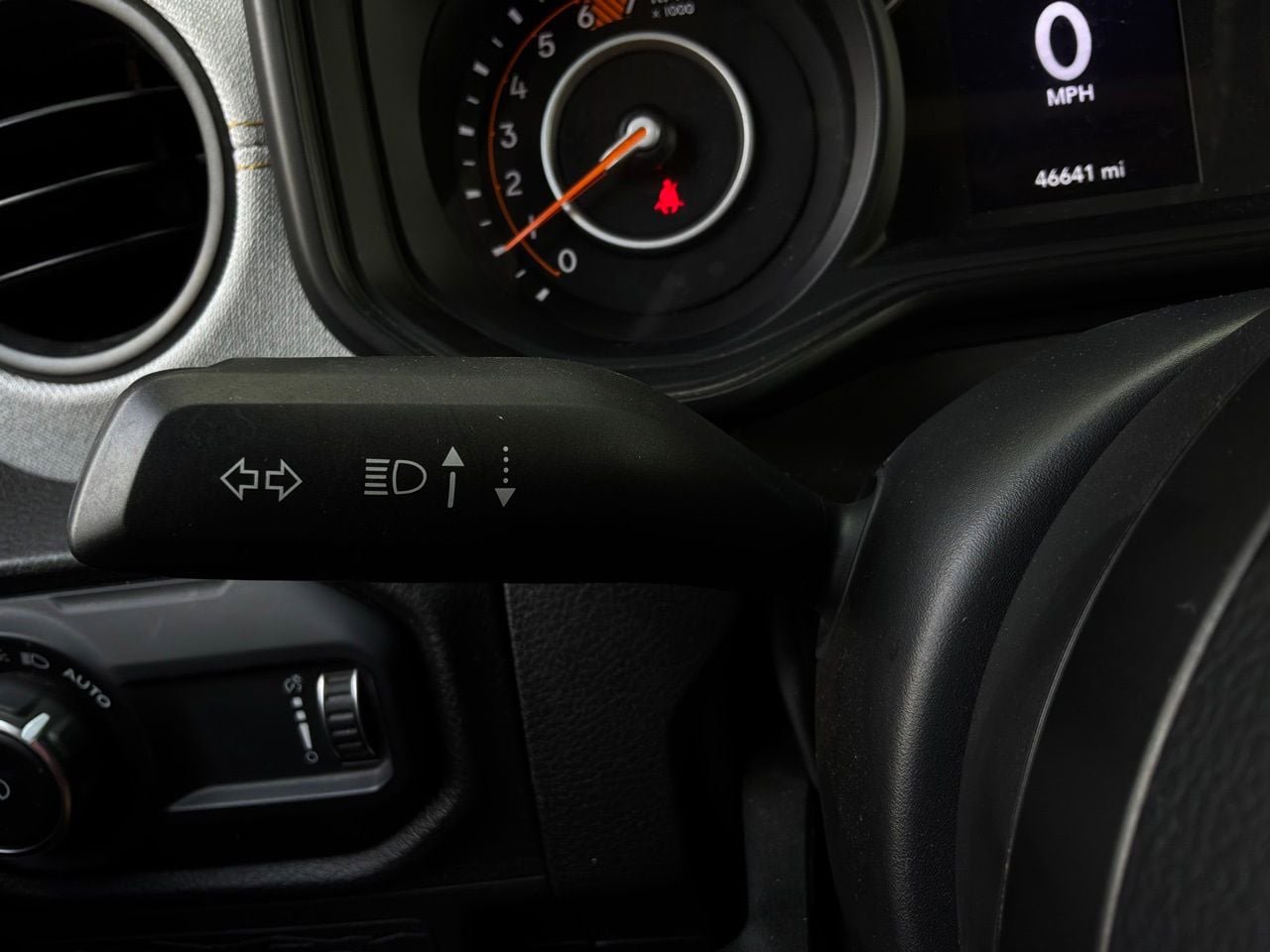 Used 2025 Jeep Wrangler Unlimited Sport AWD/4WD image 32
