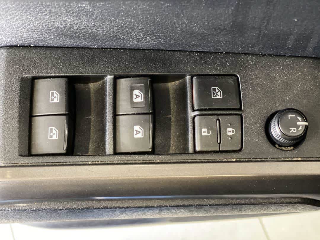 Certified 2019 Toyota Tacoma TRD Sport AWD/4WD image 16