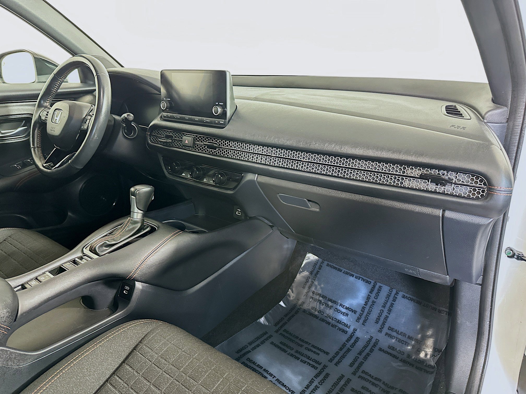 Certified 2025 Honda HR-V Sport image 27