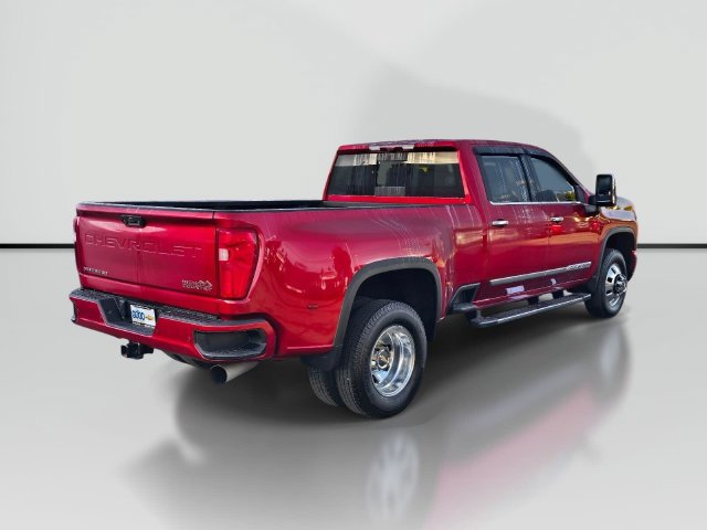 Used 2024 Chevrolet Silverado 3500 High Country w/ High Country Premium Package AWD/4WD image 5