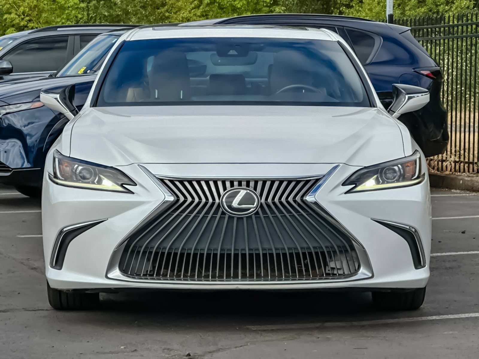 Used 2020 Lexus ES 350 w/ Accessory Package 2 FWD image 9