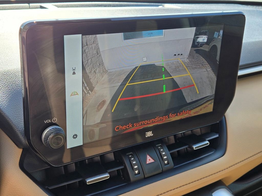 Used 2023 Toyota RAV4 Limited image 27