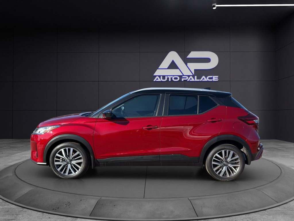 Used 2023 Nissan Kicks SV image 7