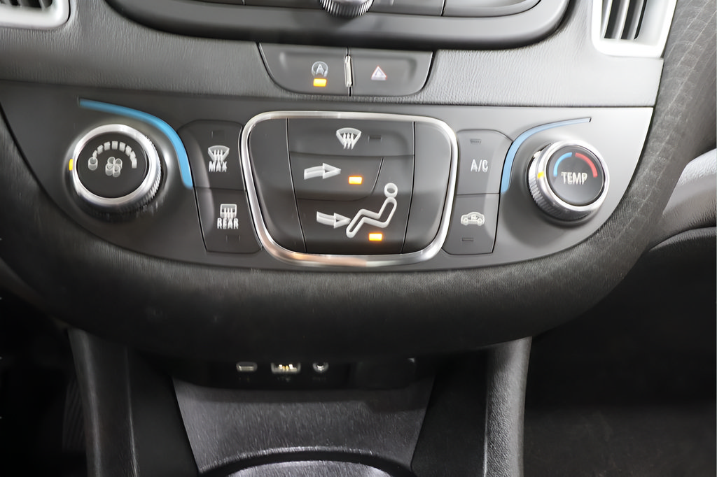 Used 2021 Chevrolet Malibu LS FWD image 10