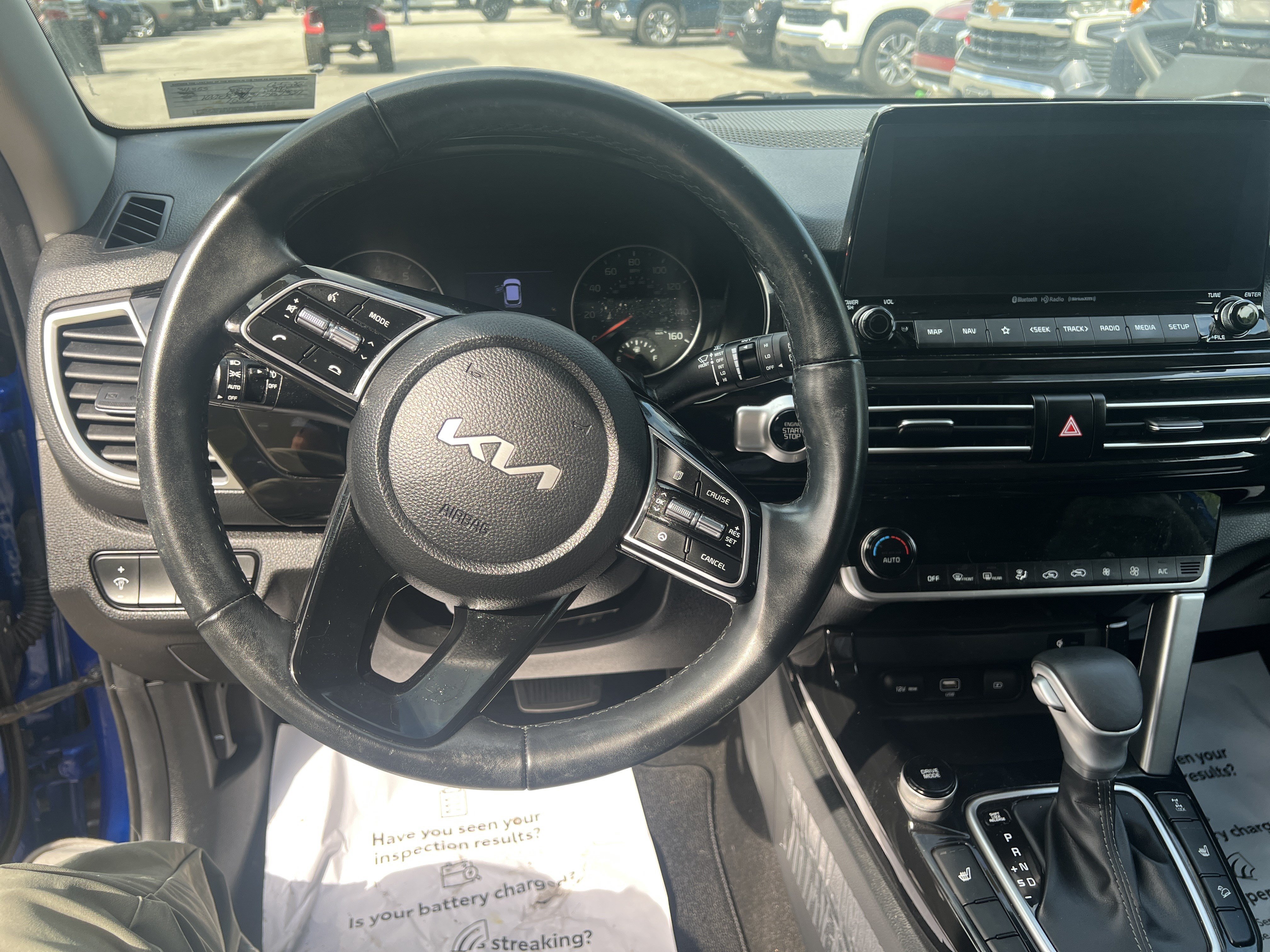 Used 2023 Kia Seltos EX AWD/4WD image 8