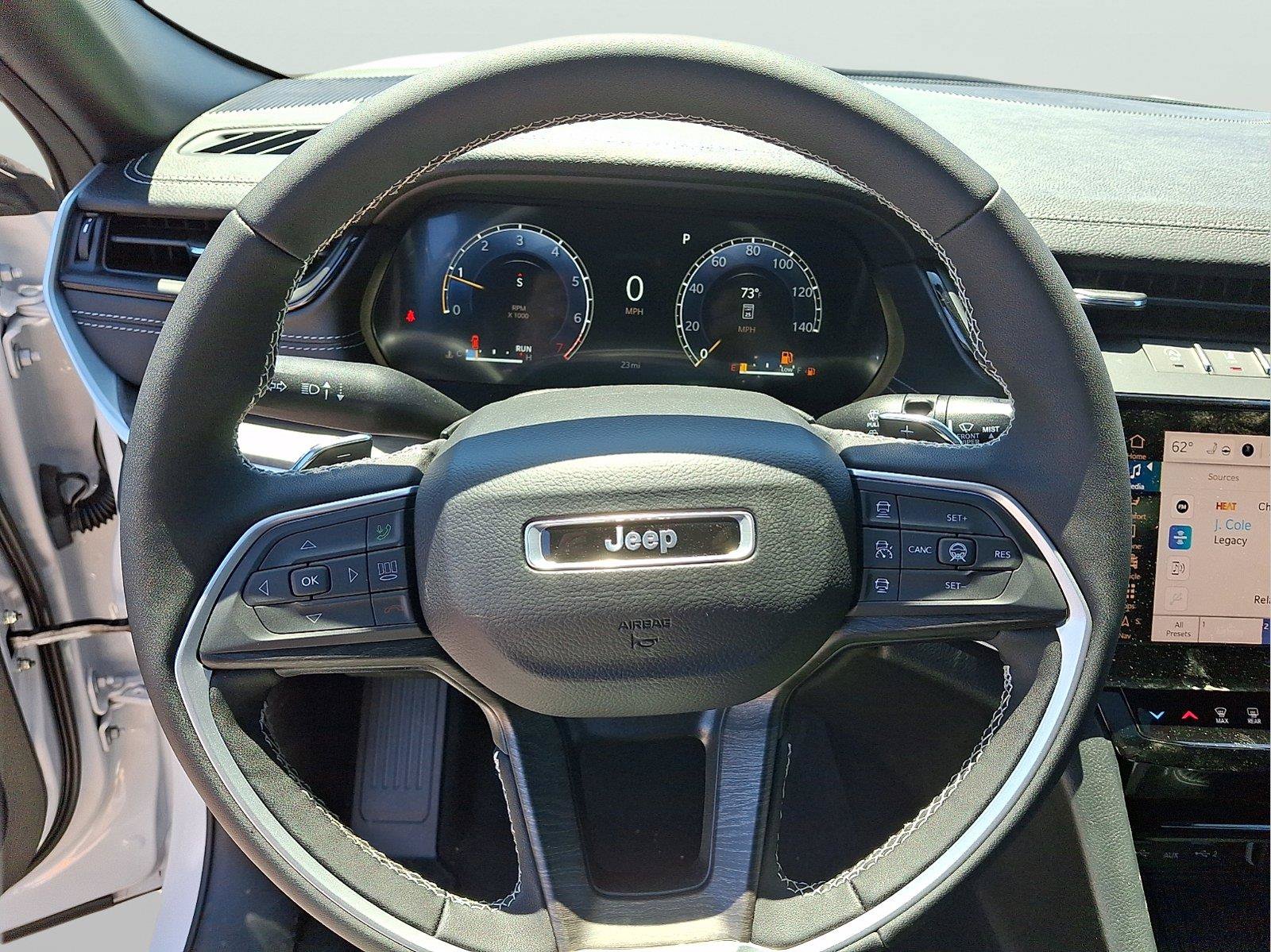 New 2026 Jeep Grand Cherokee Altitude AWD/4WD image 15