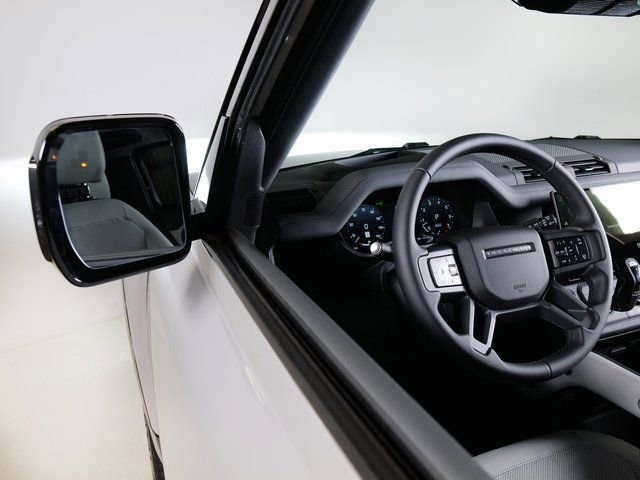 New 2026 Land Rover Defender 110 X-Dynamic SE AWD/4WD image 23