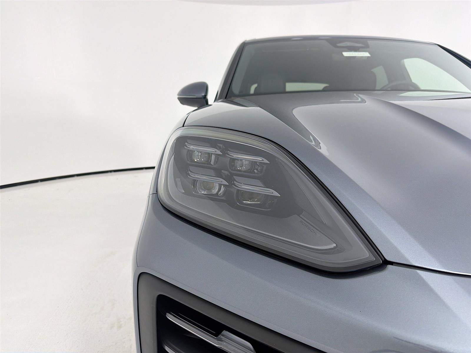 New 2026 Porsche Cayenne AWD/4WD image 29