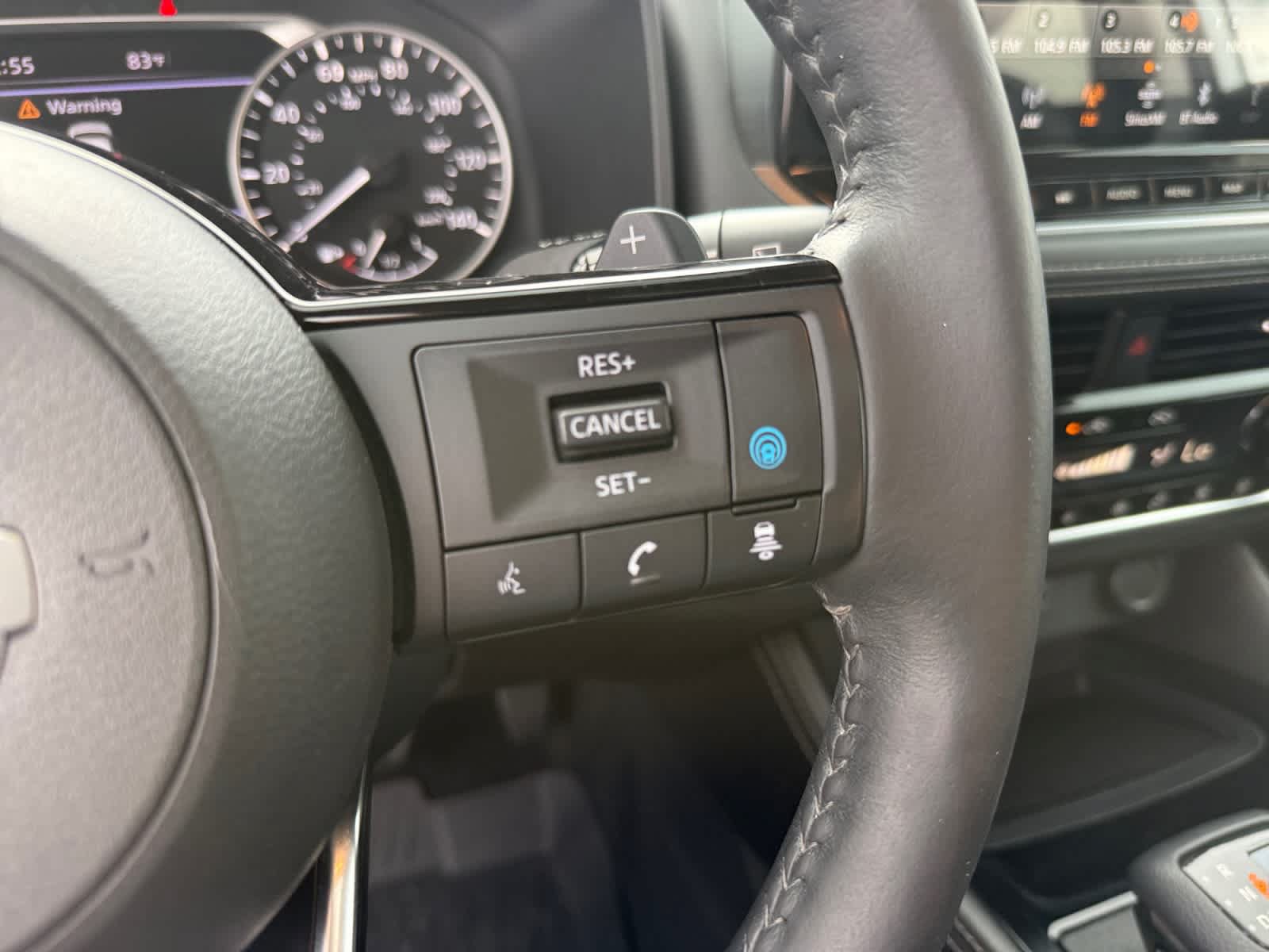 Used 2021 Nissan Rogue SL w/ Premium Package AWD/4WD image 23