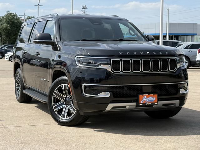 Used 2024 Jeep Wagoneer L Series II w/ Flexible Seating Group RWD image 2