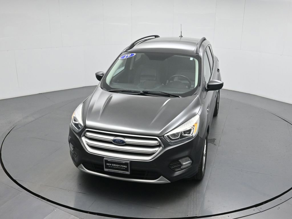 Certified 2019 Ford Escape SEL image 32