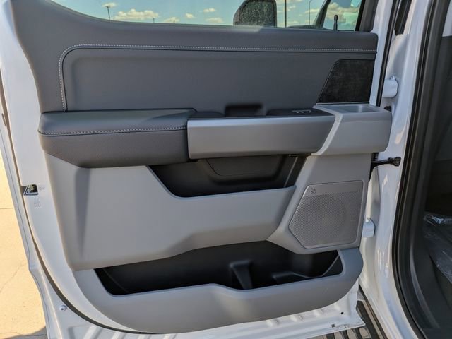 New 2026 Ford F250 XLT w/ XLT Premium Package AWD/4WD image 18