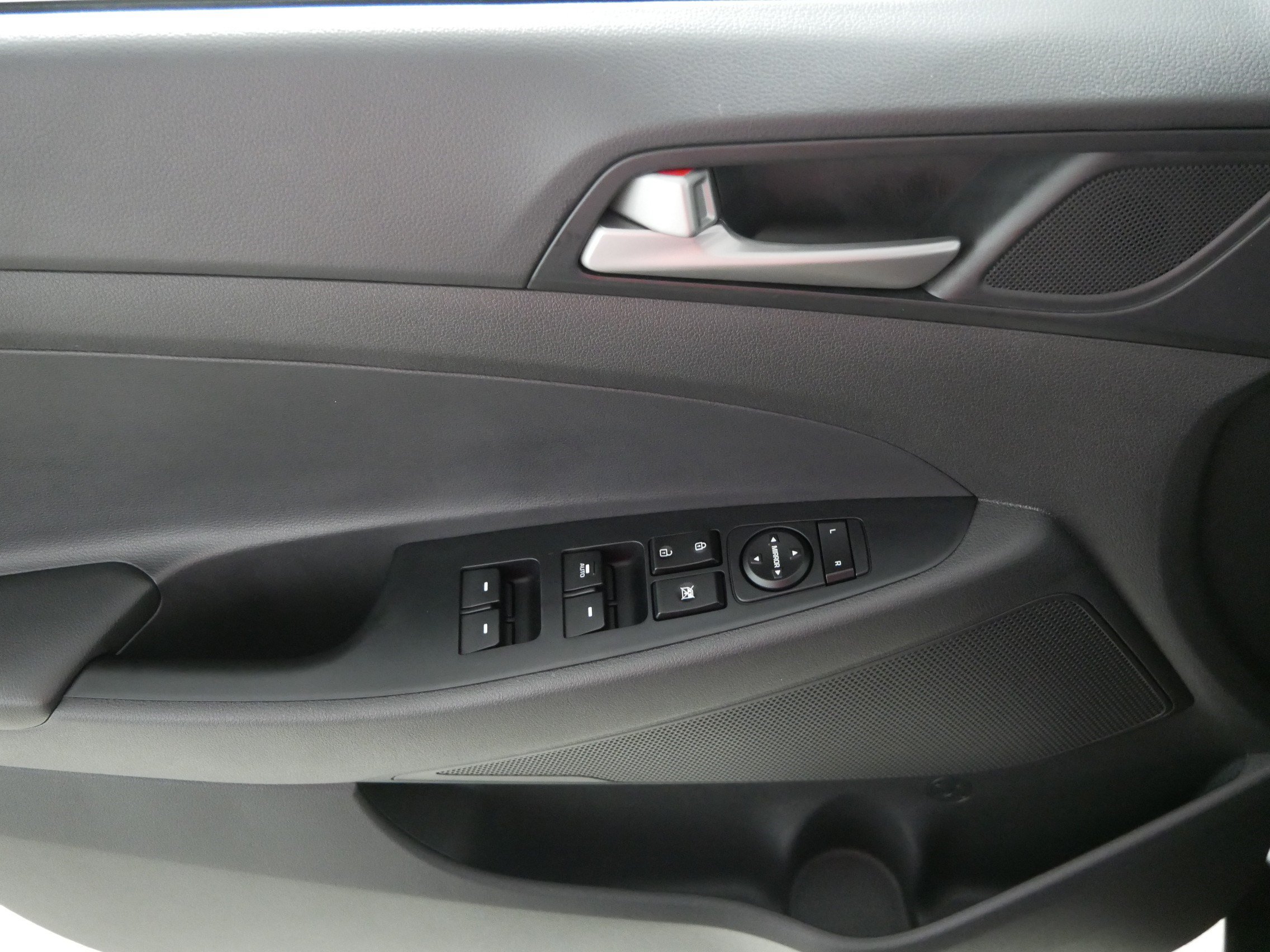 Used 2018 Hyundai Tucson Value AWD/4WD image 19