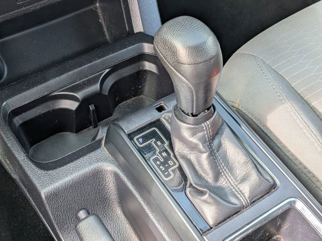 Used 2017 Toyota Tacoma SR image 19