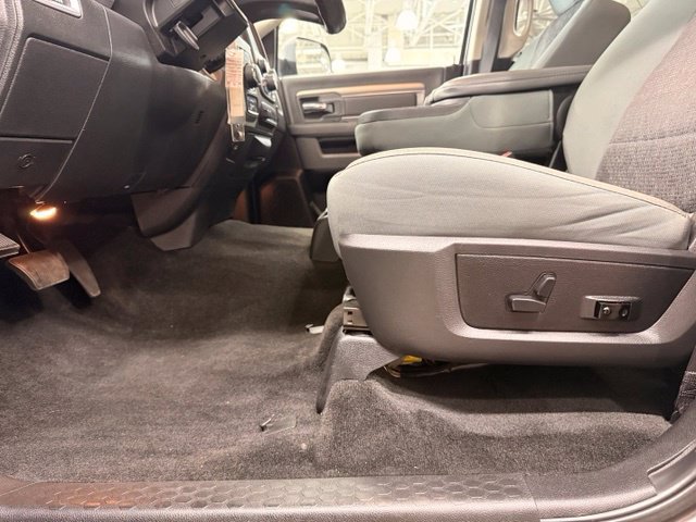 Used 2017 RAM 1500 Big Horn AWD/4WD image 9