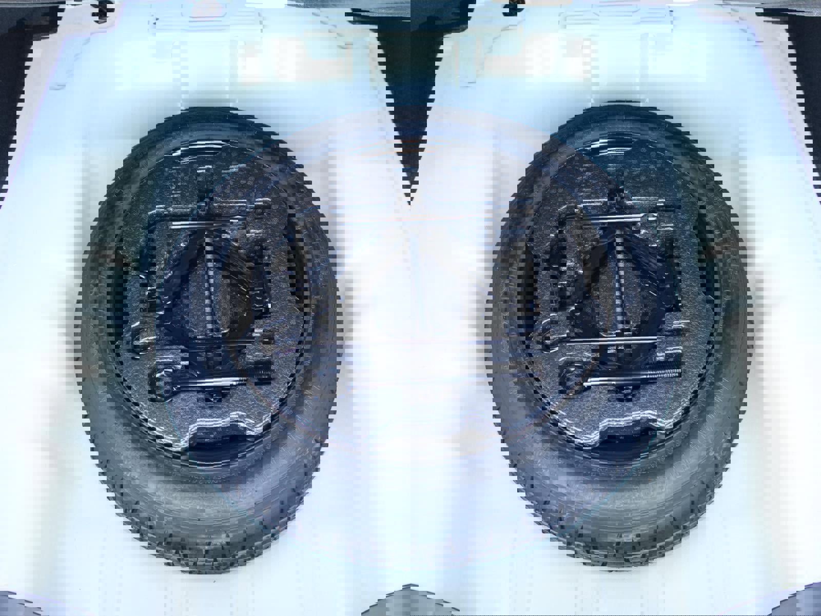 New 2025 Kia K4 GT-Line Turbo image 9