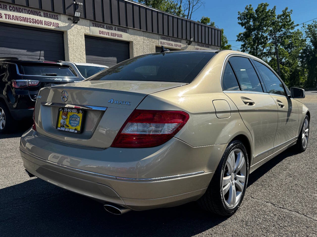 Used 2010 Mercedes-Benz C 300 4MATIC Sedan image 6