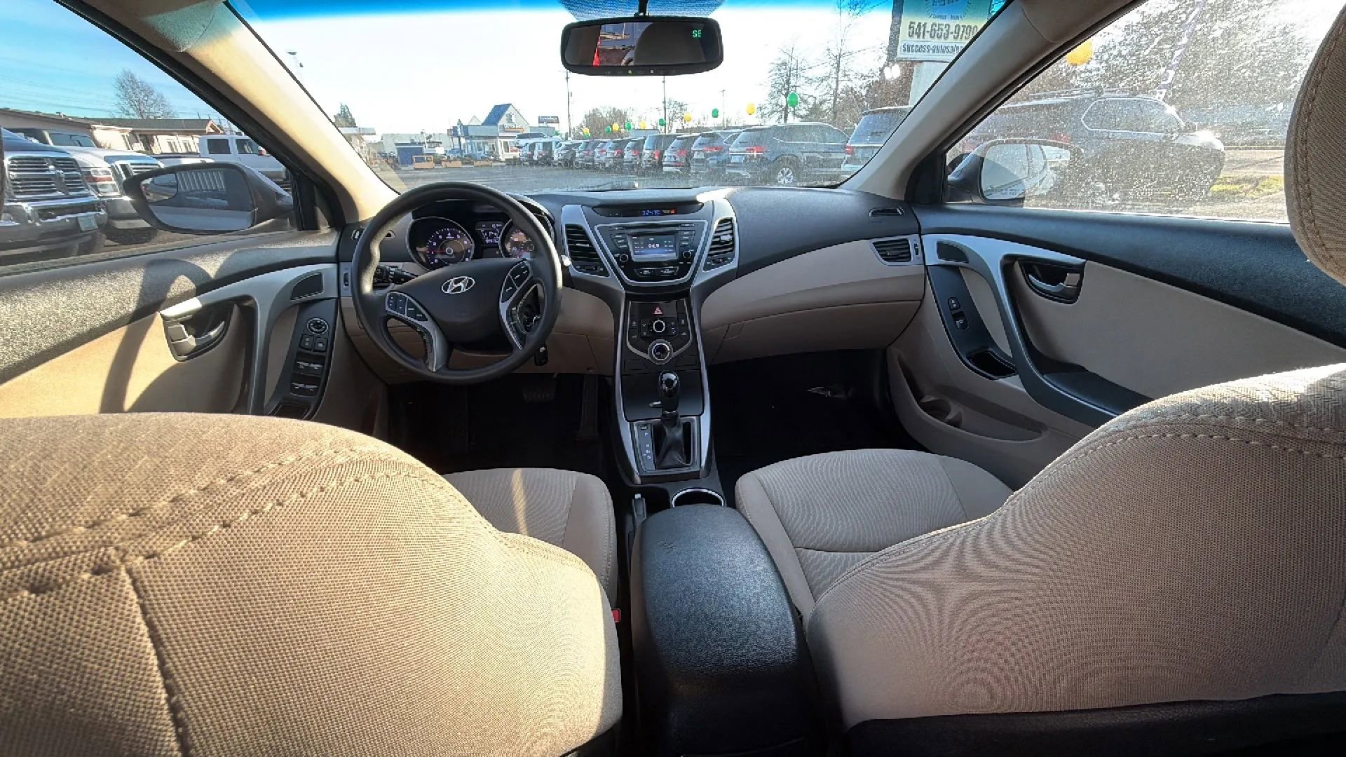 Used 2016 Hyundai Elantra SE w/ Option Group 02 image 10