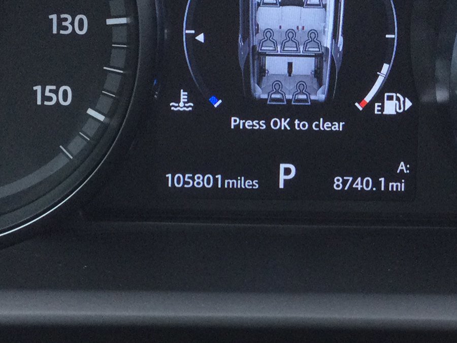 Used 2018 Land Rover Discovery SE image 22