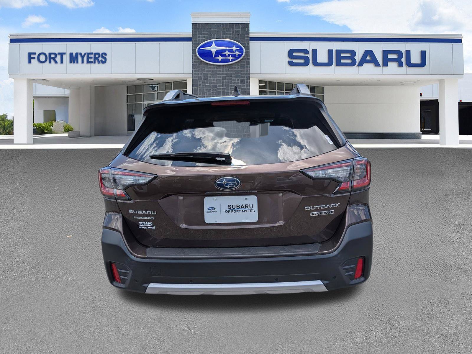 Used 2020 Subaru Outback Touring AWD/4WD image 5