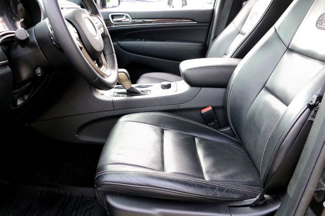 Used 2016 Jeep Grand Cherokee Overland AWD/4WD image 10