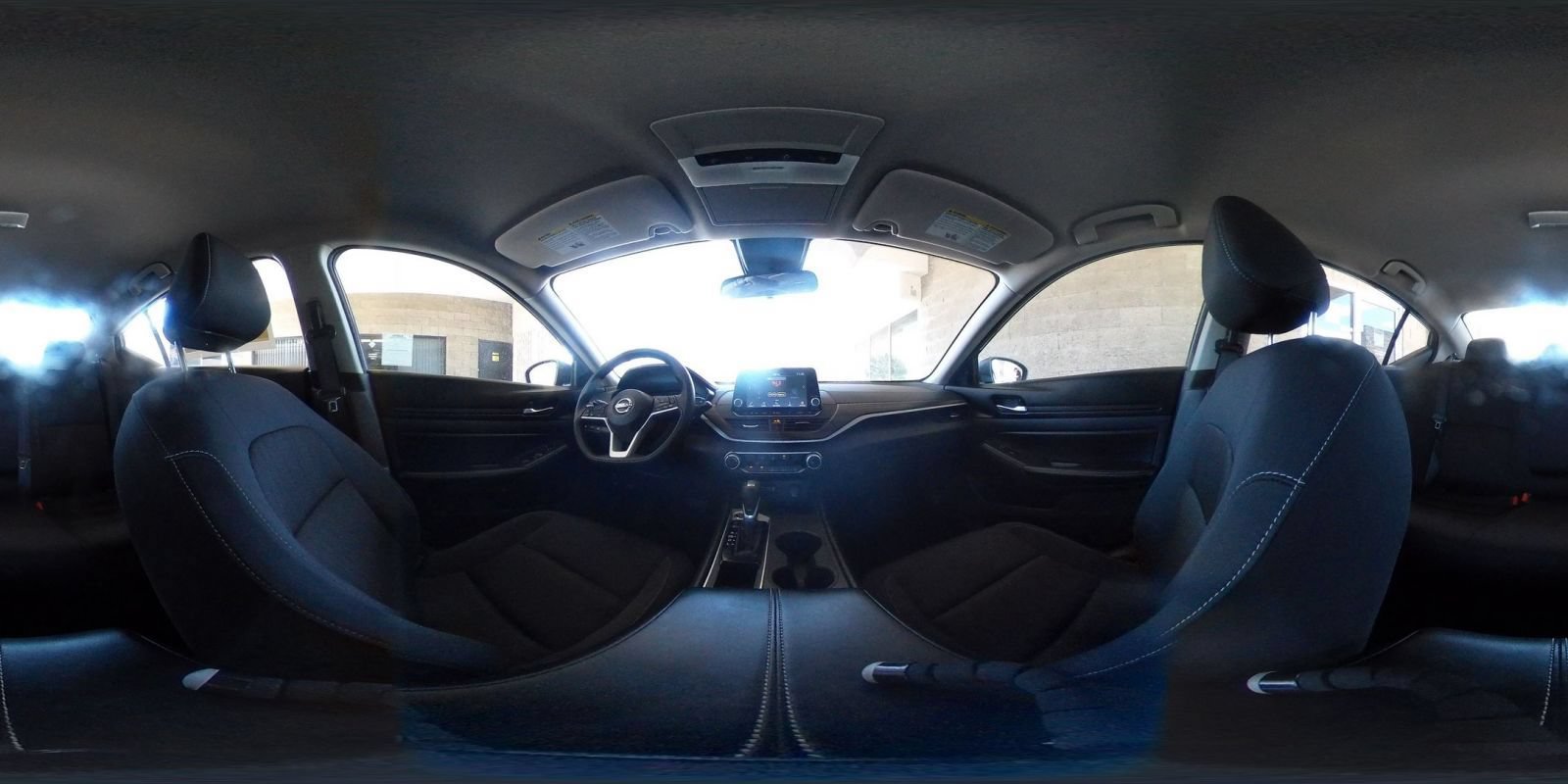 Used 2025 Nissan Altima 2.5 SV FWD image 42