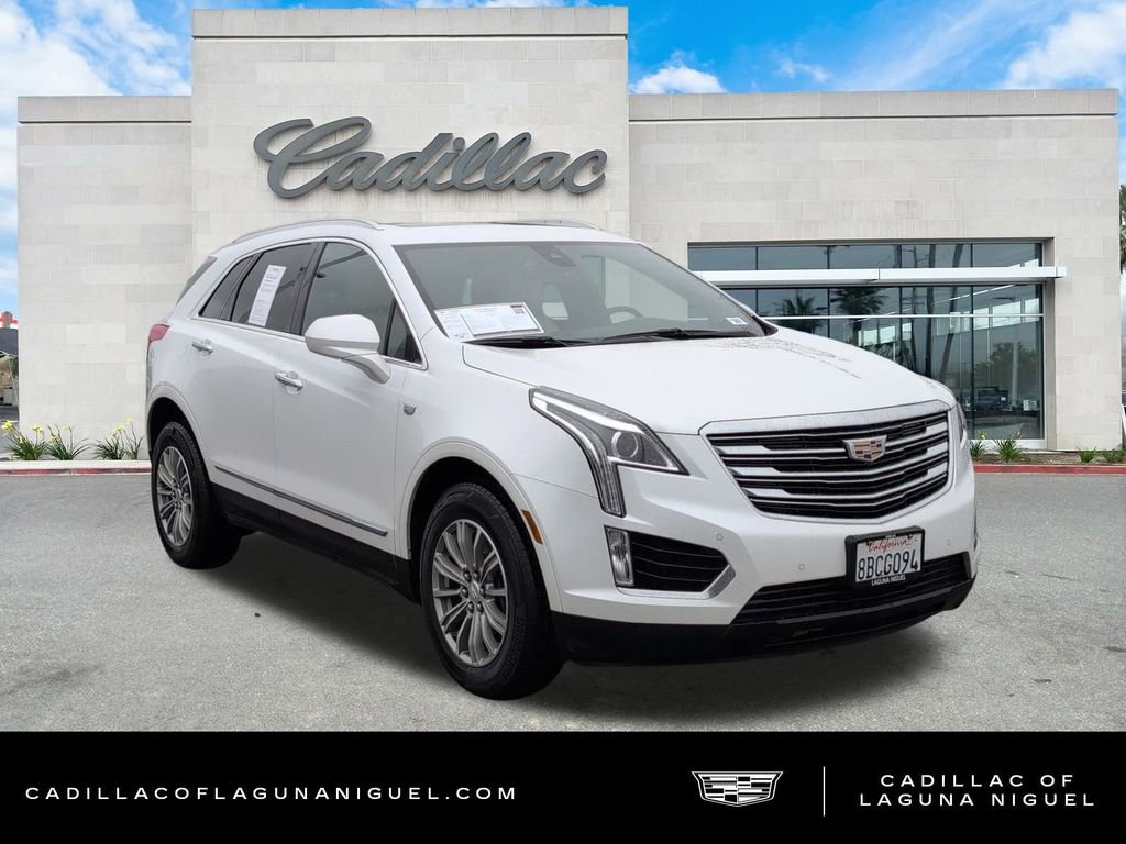 Used 2018 Cadillac XT5 Luxury w/ Driver Awareness Package image 3