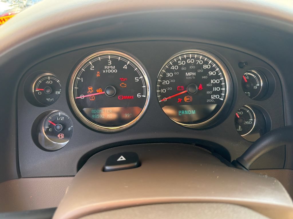 Used 2013 Chevrolet Silverado 1500 LTZ w/ LTZ White Diamond Edition AWD/4WD image 29