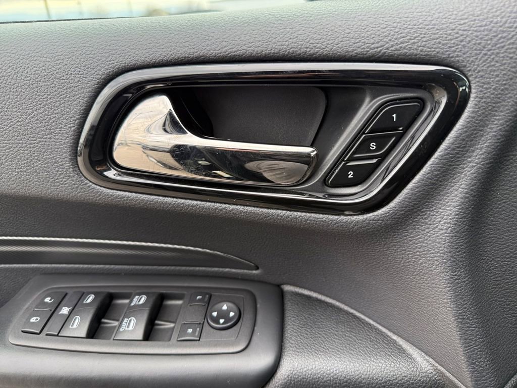 Used 2024 Dodge Durango GT image 24