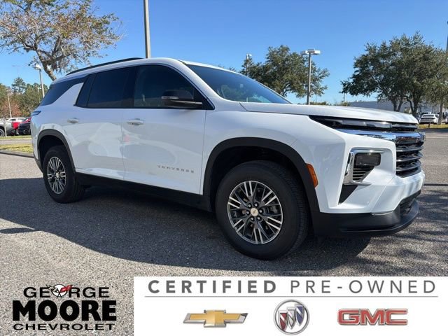 Used 2025 Chevrolet Traverse LT
