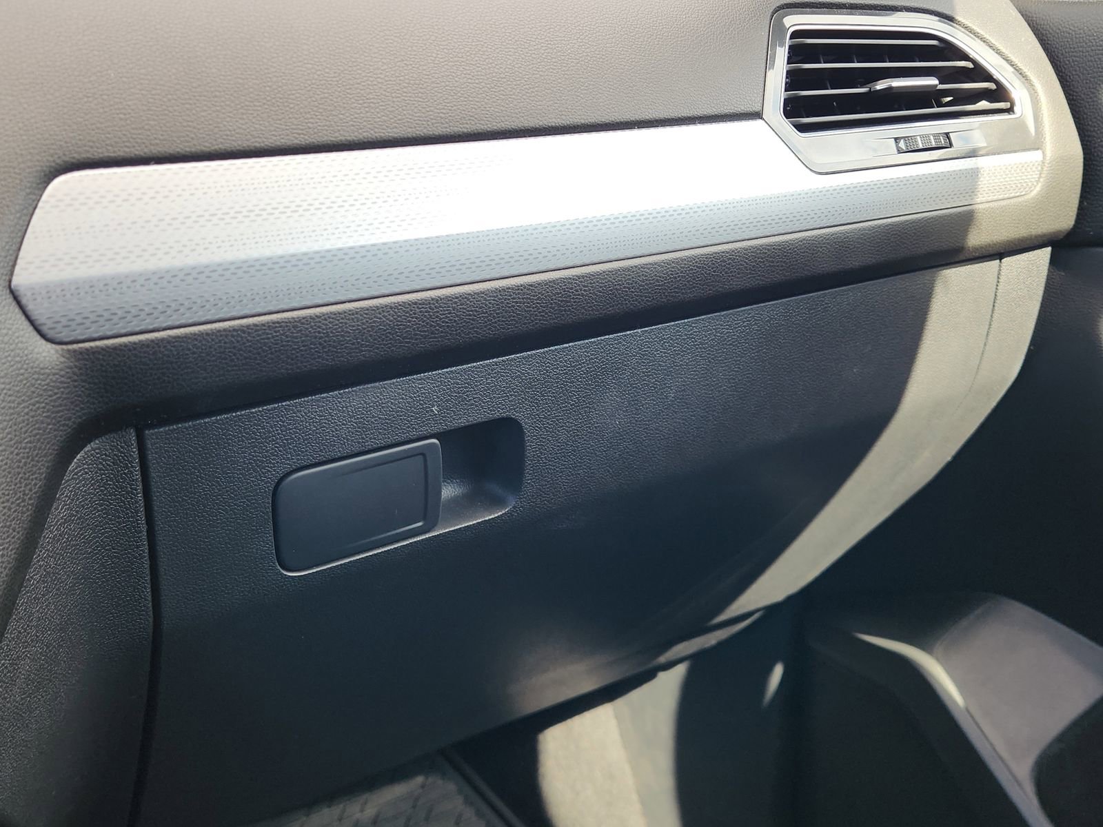 Used 2023 Volkswagen Tiguan S w/ Driver Assistance Package image 22