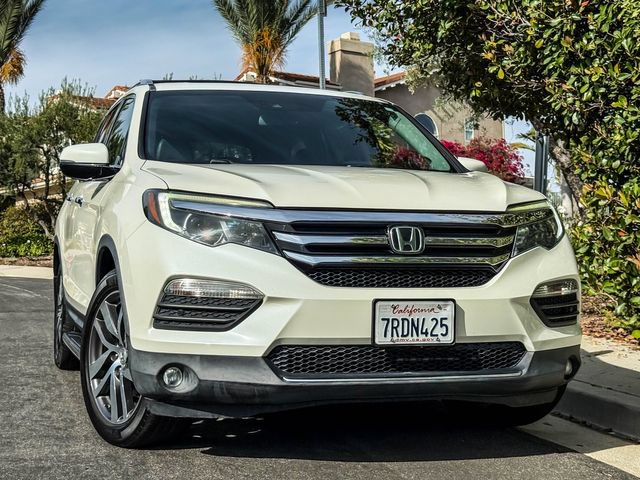 Used 2016 Honda Pilot Elite image 4
