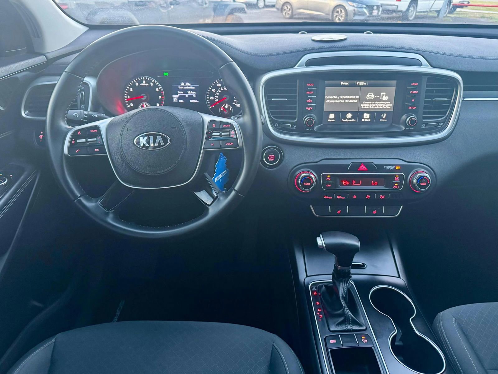 Used 2020 Kia Sorento S FWD image 13