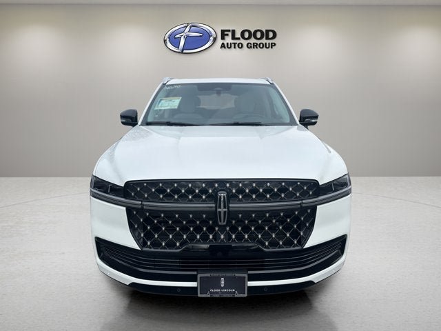 New 2026 Lincoln Navigator Black Label AWD/4WD video 2