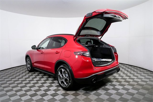 New 2025 Alfa Romeo Stelvio Sprint image 34