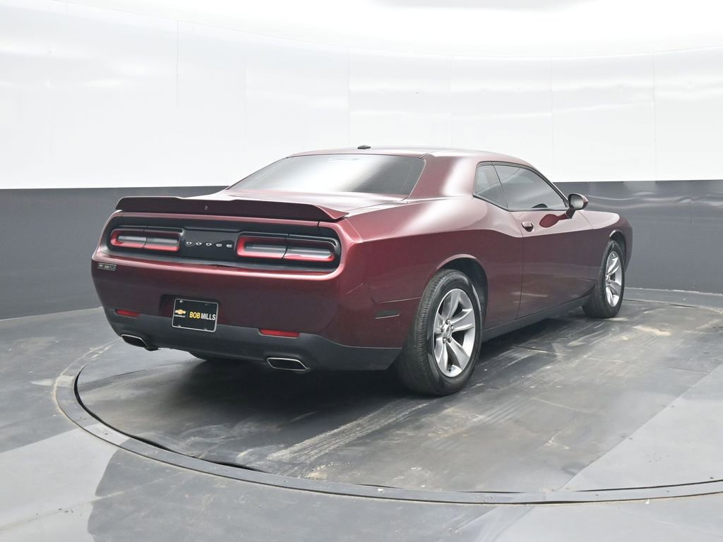 Used 2020 Dodge Challenger SXT image 6