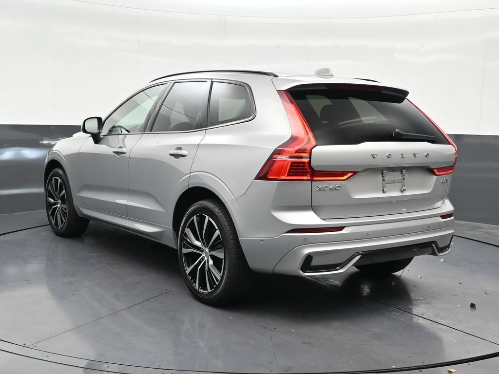 Certified 2024 Volvo XC60 B5 Plus w/ Climate Package AWD/4WD image 3