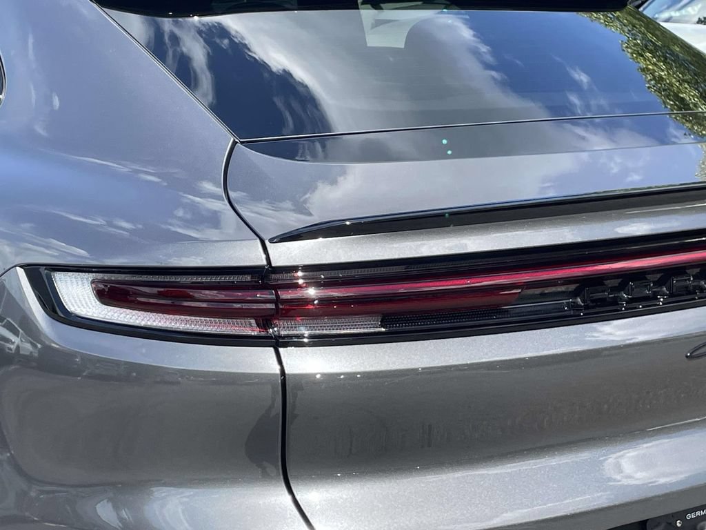 Used 2024 Porsche Cayenne Coupe AWD/4WD image 10