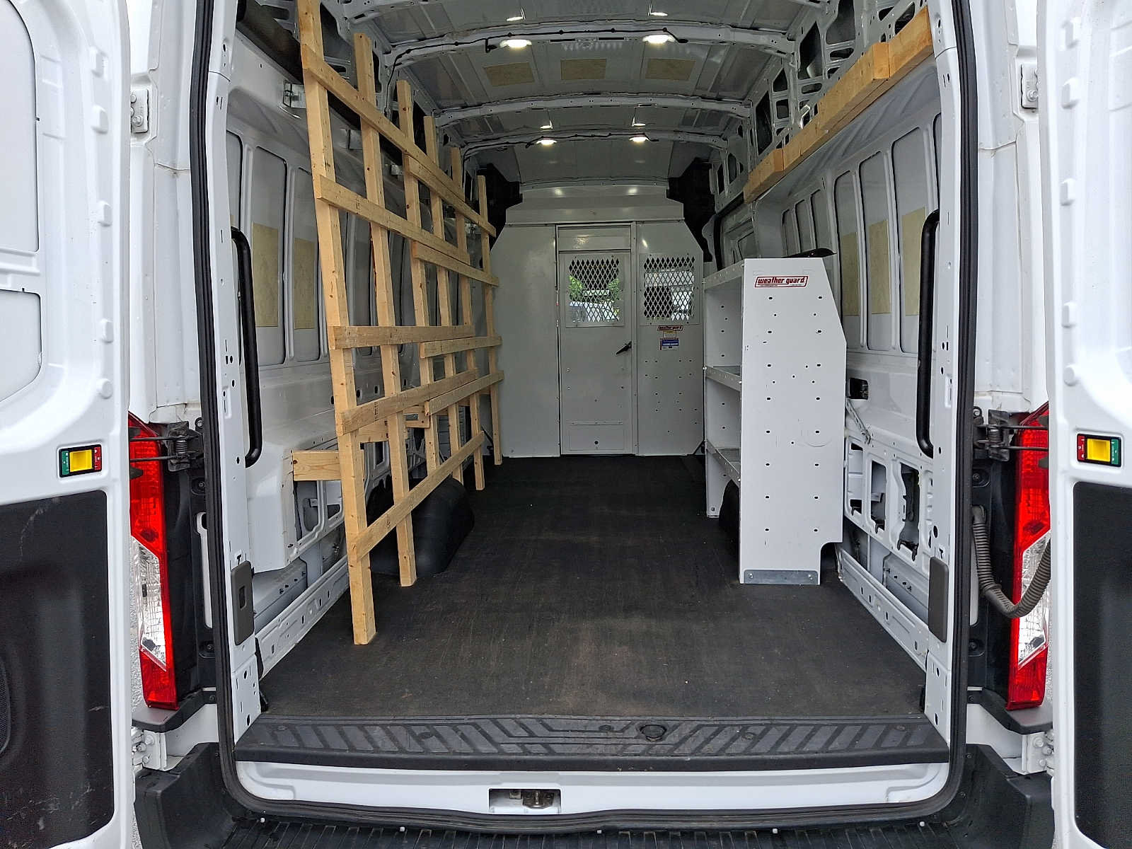 Used 2025 Ford Transit 350 148 High Roof Extended DRW w/ Exterior Upgrade Package AWD/4WD image 28