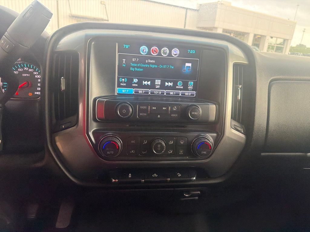 Used 2018 Chevrolet Silverado 1500 LT w/ All Star Edition AWD/4WD image 11
