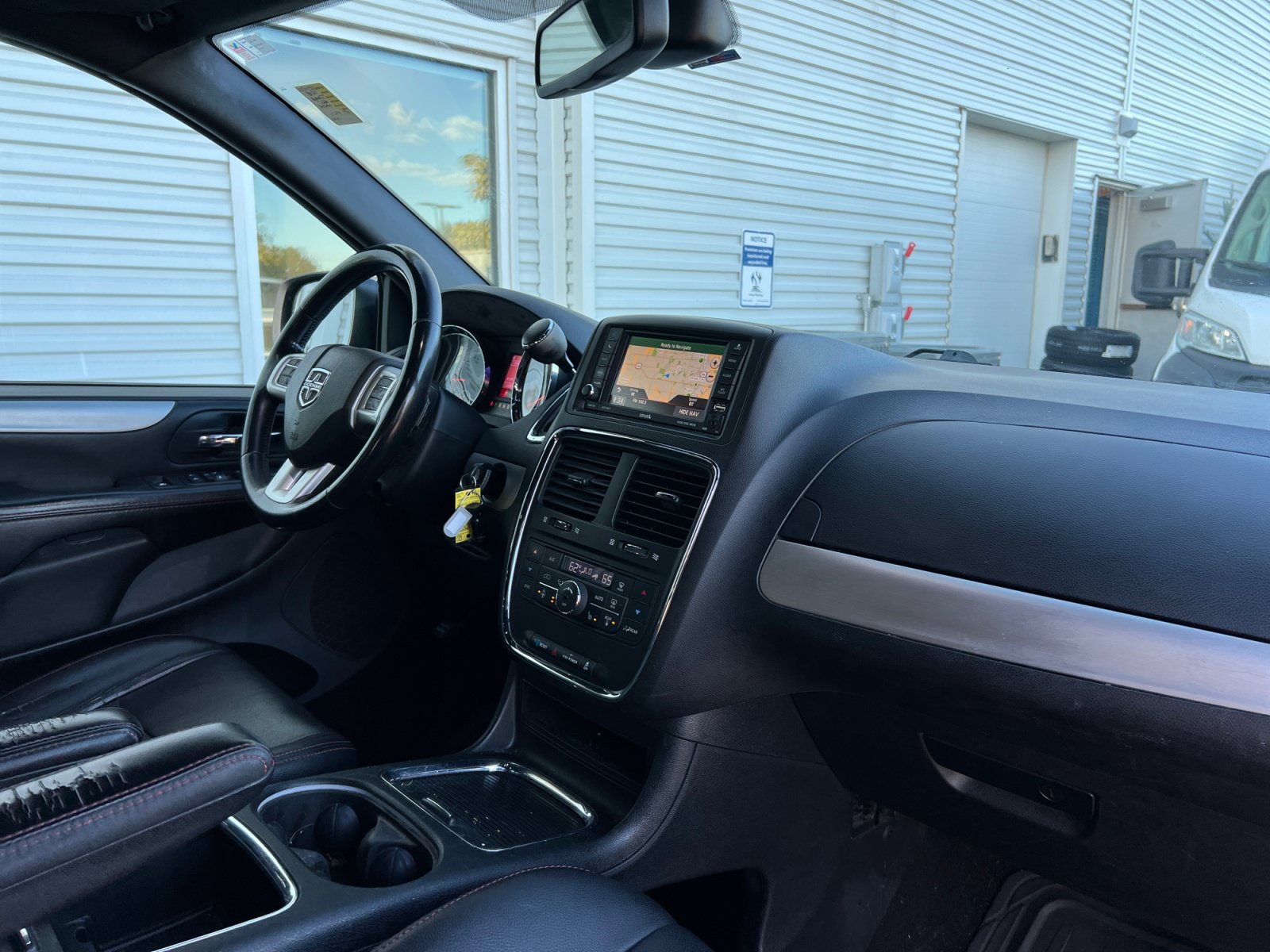 Used 2018 Dodge Grand Caravan GT FWD image 15