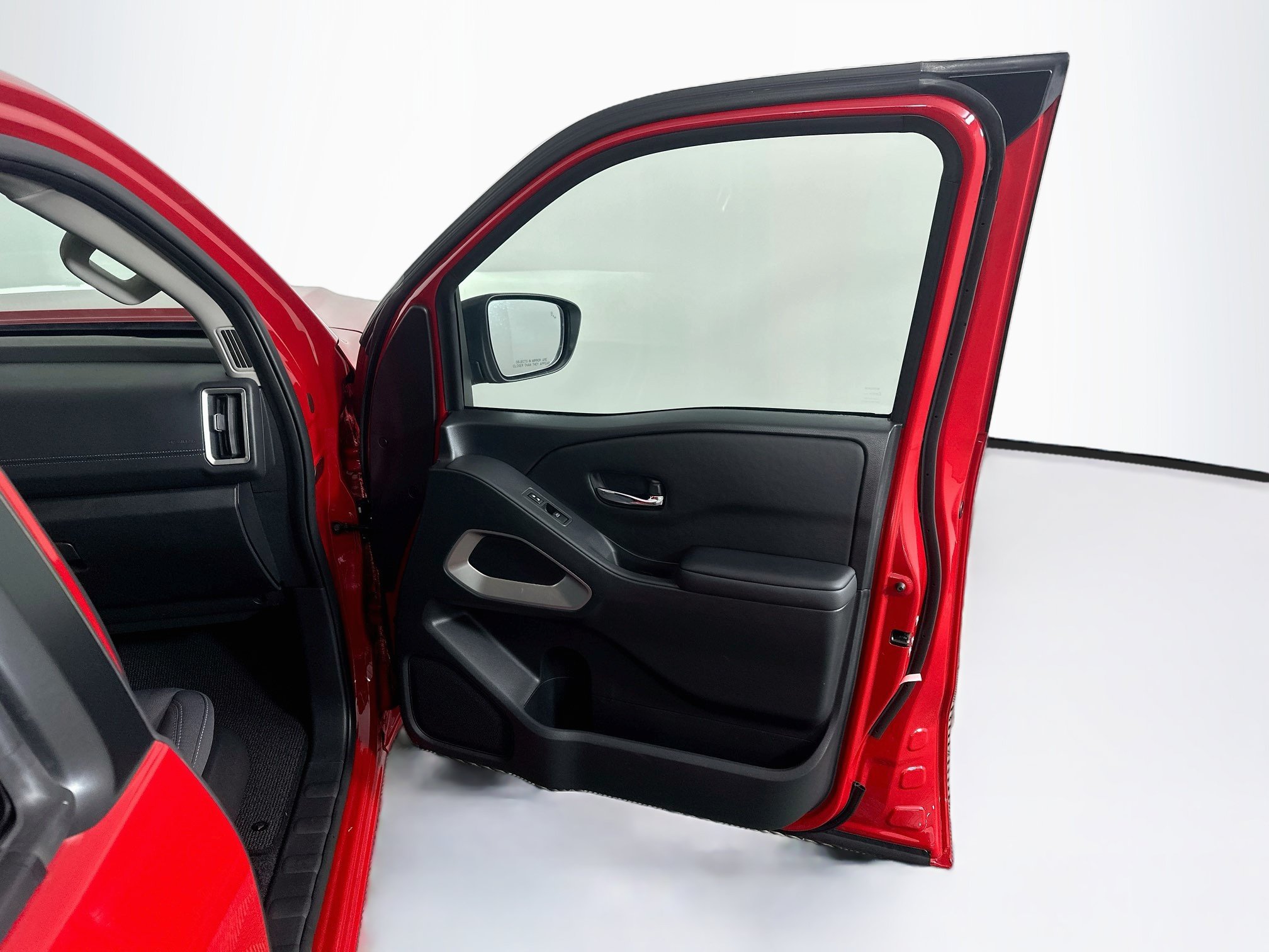 Used 2026 Nissan Frontier SV RWD image 33