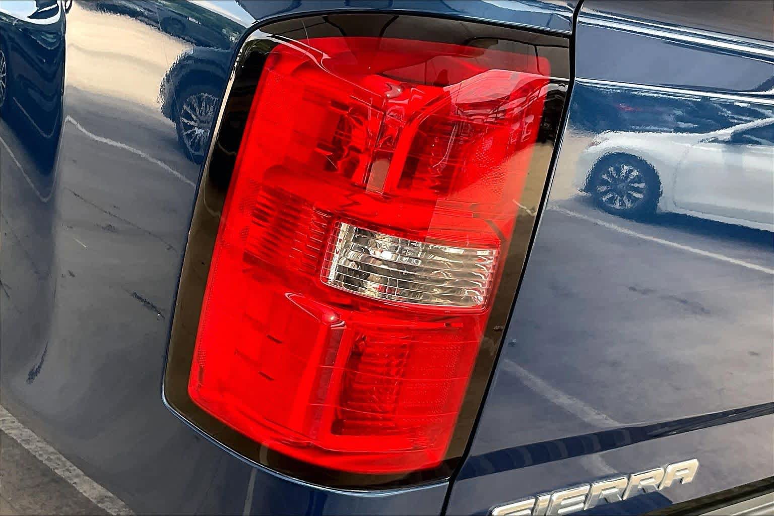Used 2016 GMC Sierra 1500 2WD Double Cab w/ Elevation Edition image 28